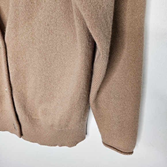 Aritzia Babaton Luxe Cashmere Knit Cardigan Sz XS Oversize V-Neck Neutral  Tan - Picture 6 of 13